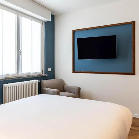아파트 Newly Apt, Free Big Garage, Self Check-in & Access *